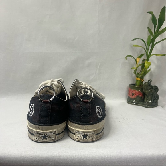 Undercover Converse - Picture 4 of 6